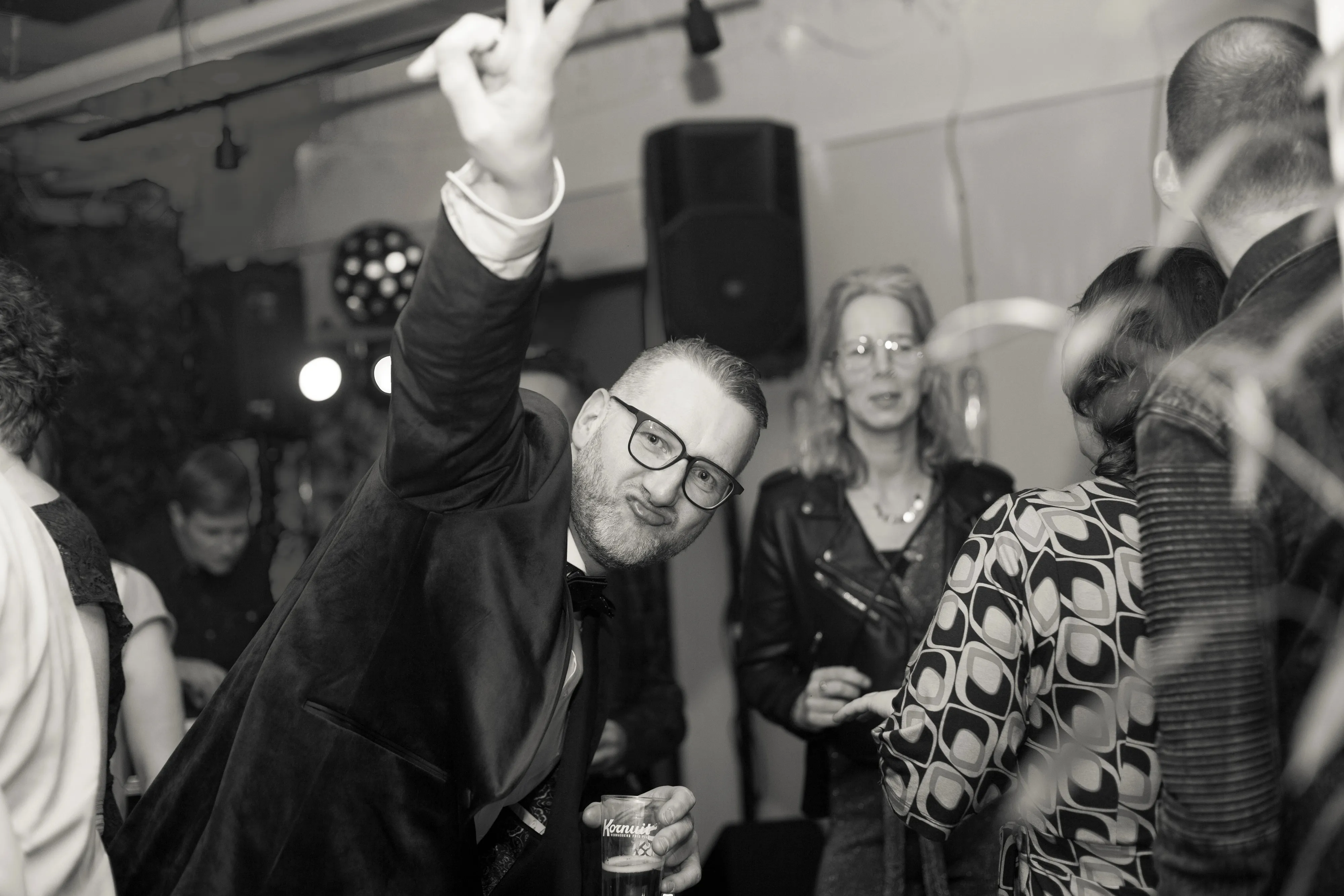 JOERUSH Eine Berliner Nacht Peter en Brigitte Hebben Schik Trouwen Huisstijl 03